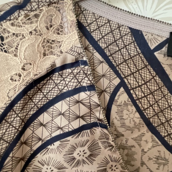 Aqua by Bloomingdale’s Blouse - Picture 6 of 6